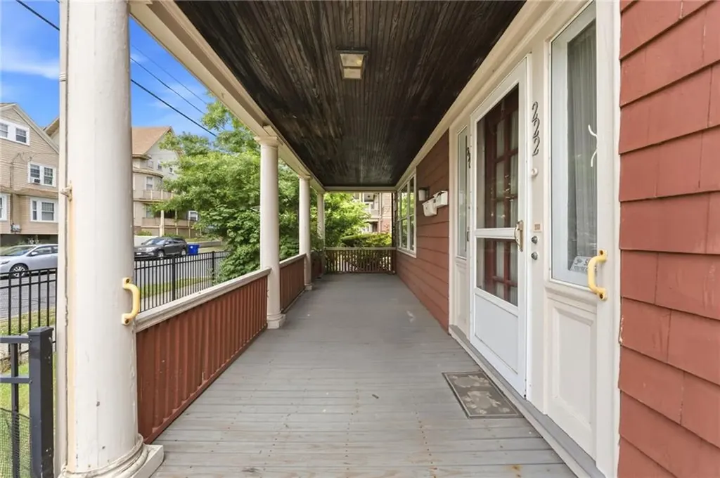 220 Lenox Avenue Providence RI 02907