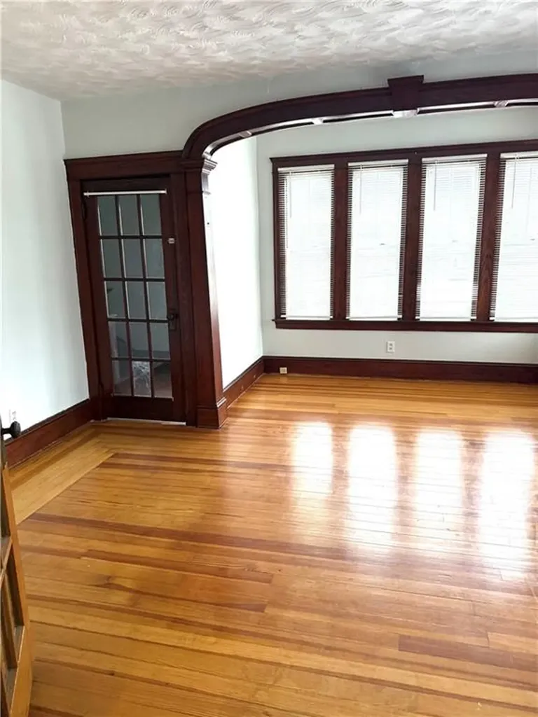 109 Hemond Avenue Woonsocket RI 02895