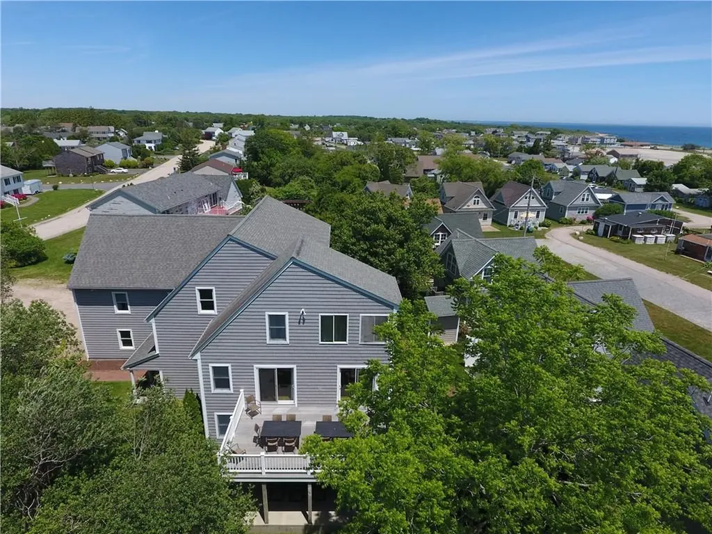 51 Glendale Road Narragansett RI 02882