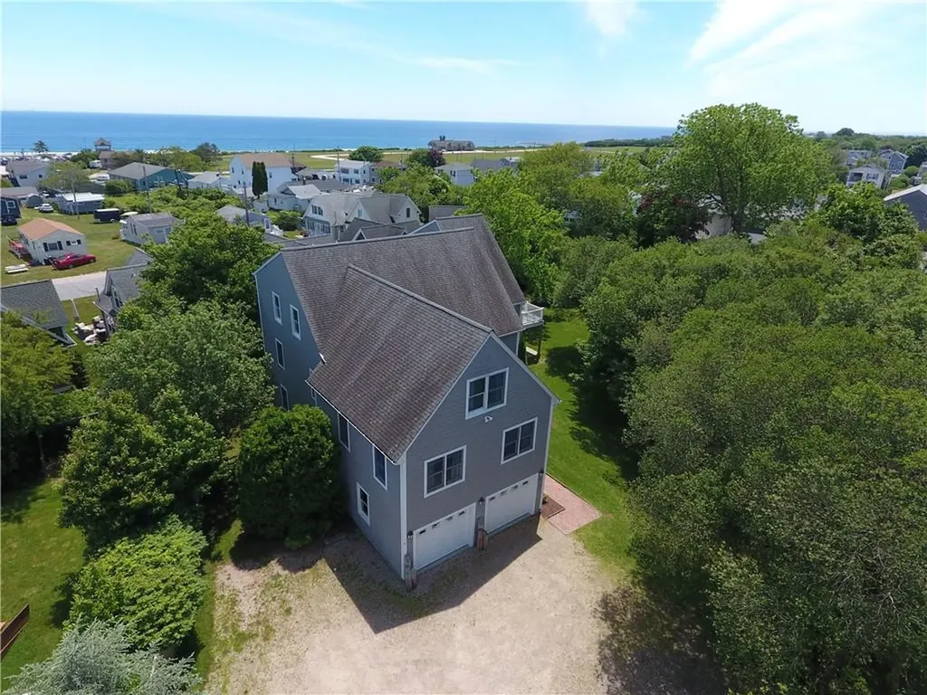 51 Glendale Road Narragansett RI 02882