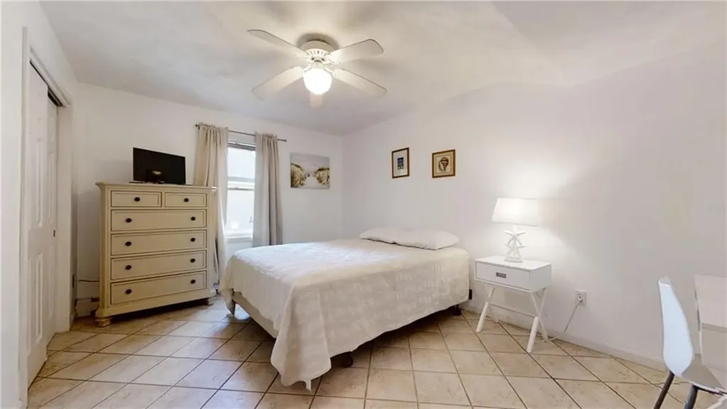 51 Glendale Road Narragansett RI 02882