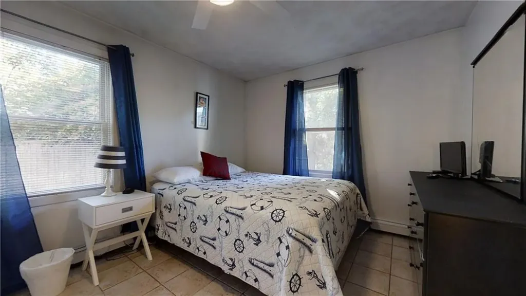 51 Glendale Road Narragansett RI 02882