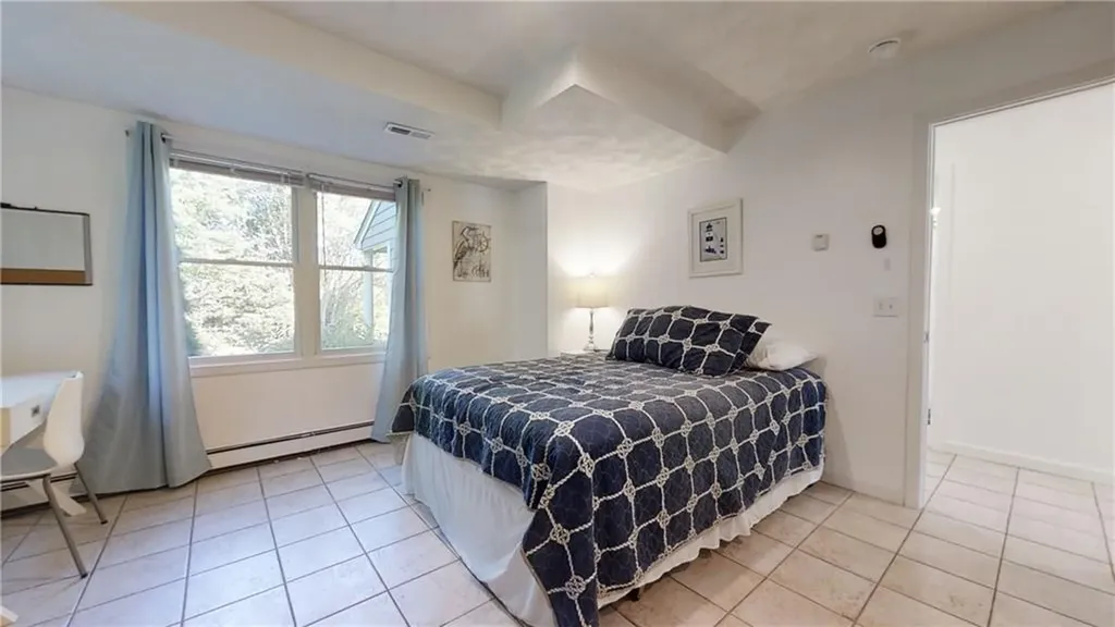 51 Glendale Road Narragansett RI 02882