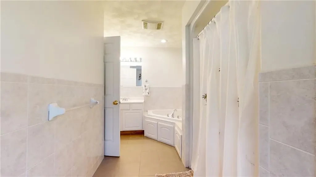 51 Glendale Road Narragansett RI 02882