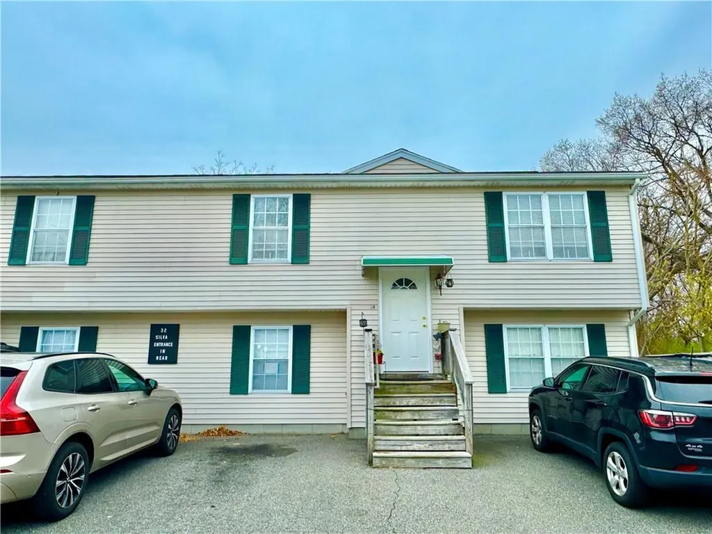 32 Silva Street Cumberland RI 02864