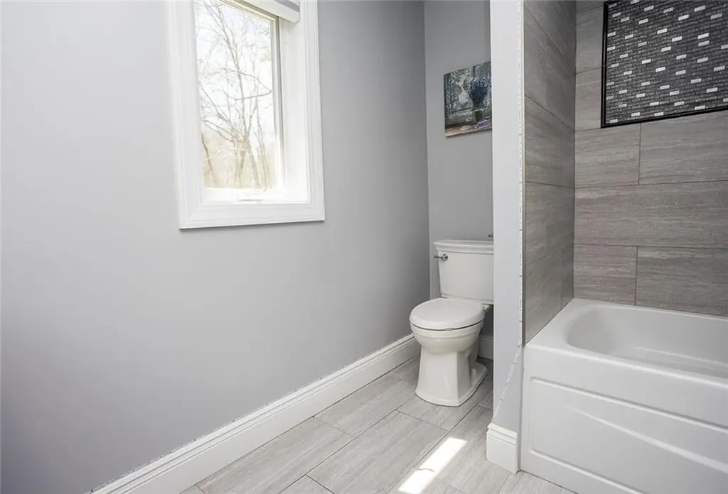 10 Arbor Way East Greenwich RI 02818