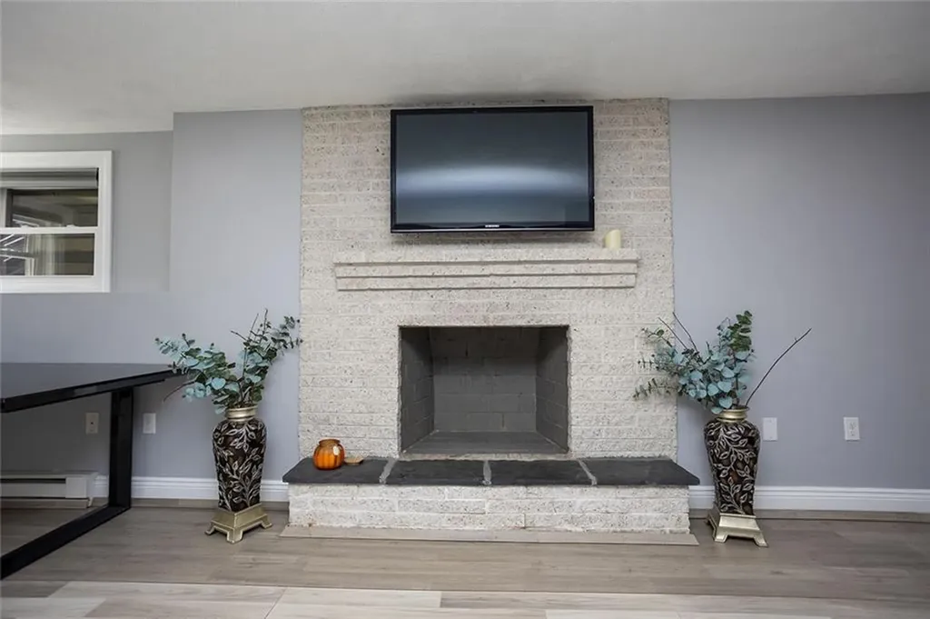 10 Arbor Way East Greenwich RI 02818