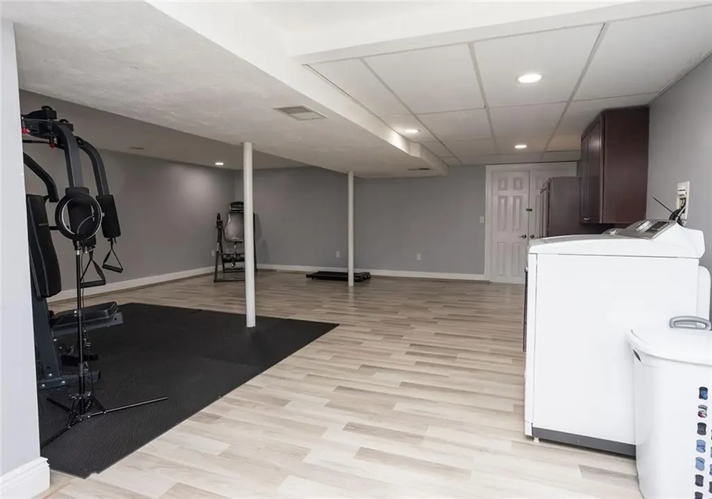 10 Arbor Way East Greenwich RI 02818