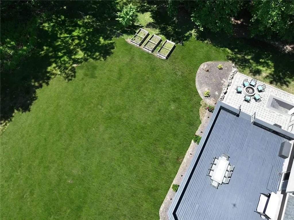10 Arbor Way East Greenwich RI 02818