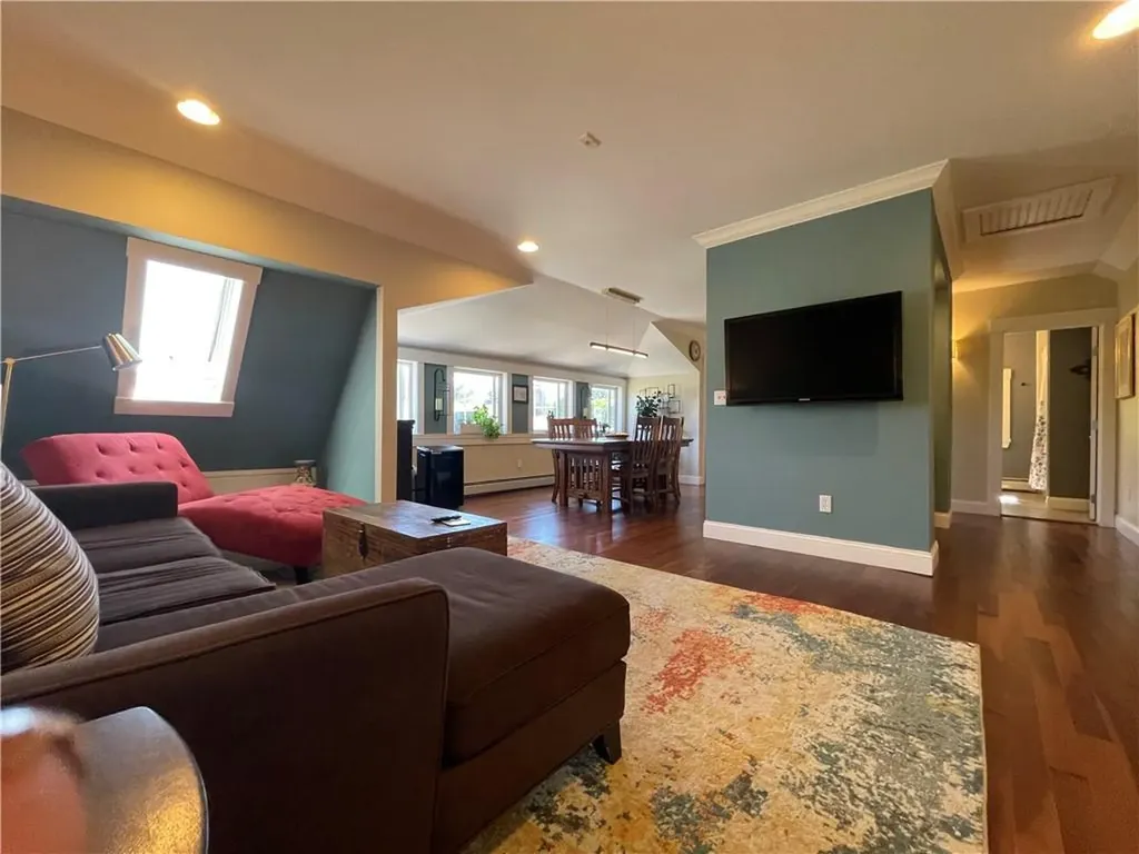 276 George Street Providence RI 02906