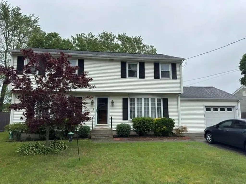 40 Pettis Drive Warwick RI 02889