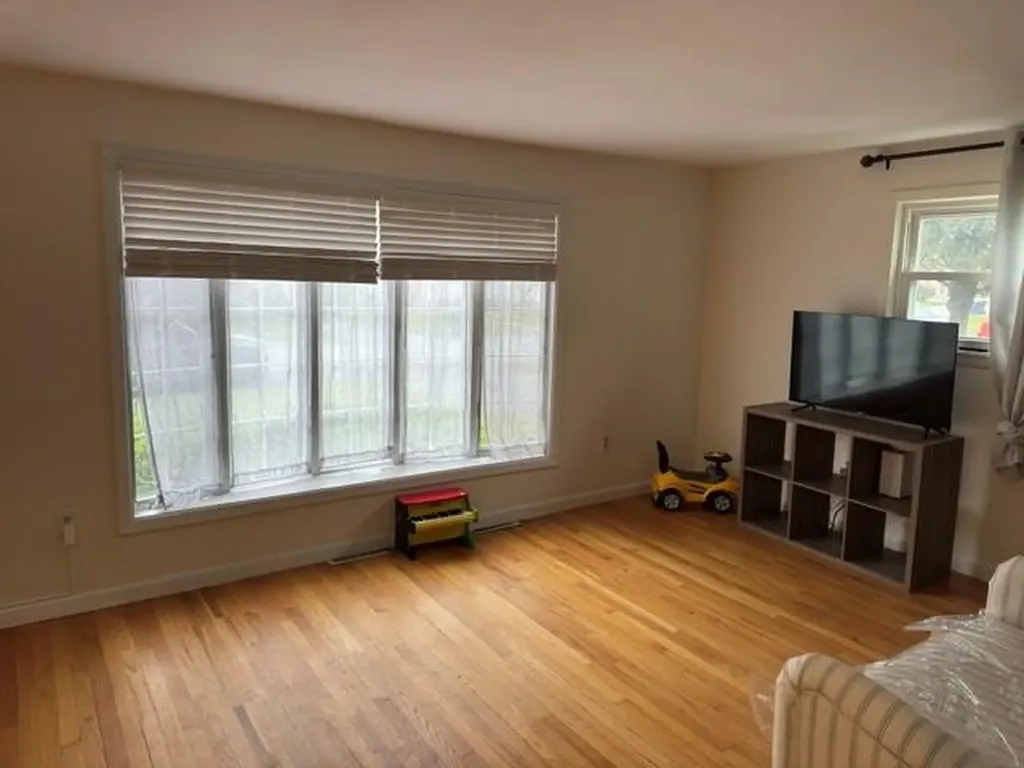 40 Pettis Drive Warwick RI 02889