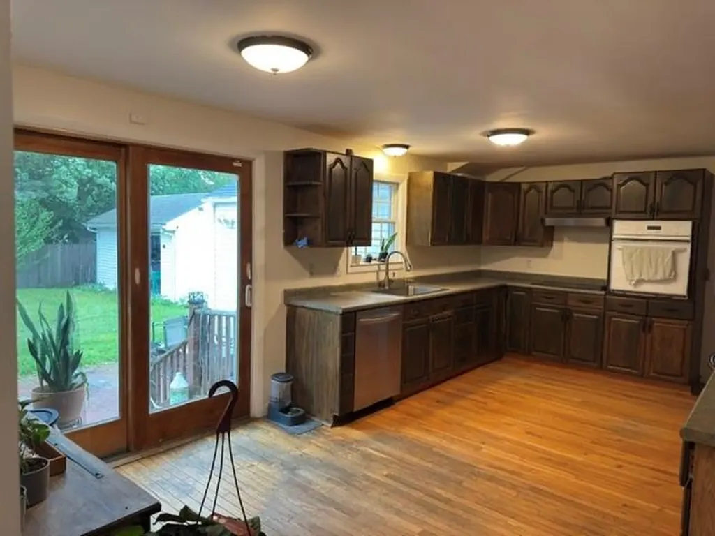 40 Pettis Drive Warwick RI 02889