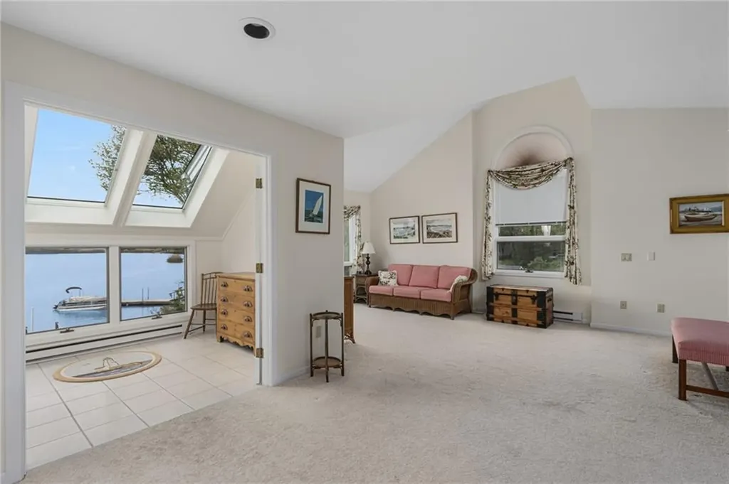 28 Arrow Wood Trail South Kingstown RI 02879