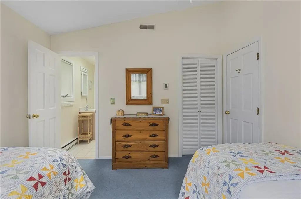 28 Arrow Wood Trail South Kingstown RI 02879