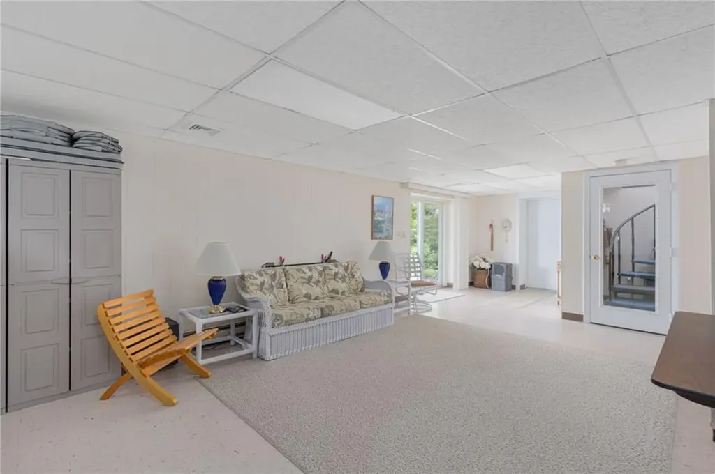 28 Arrow Wood Trail South Kingstown RI 02879