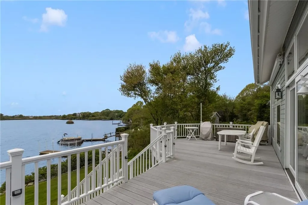 28 Arrow Wood Trail South Kingstown RI 02879