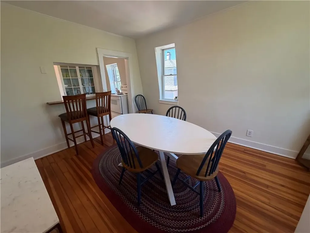 44 Everett Street Newport RI 02840