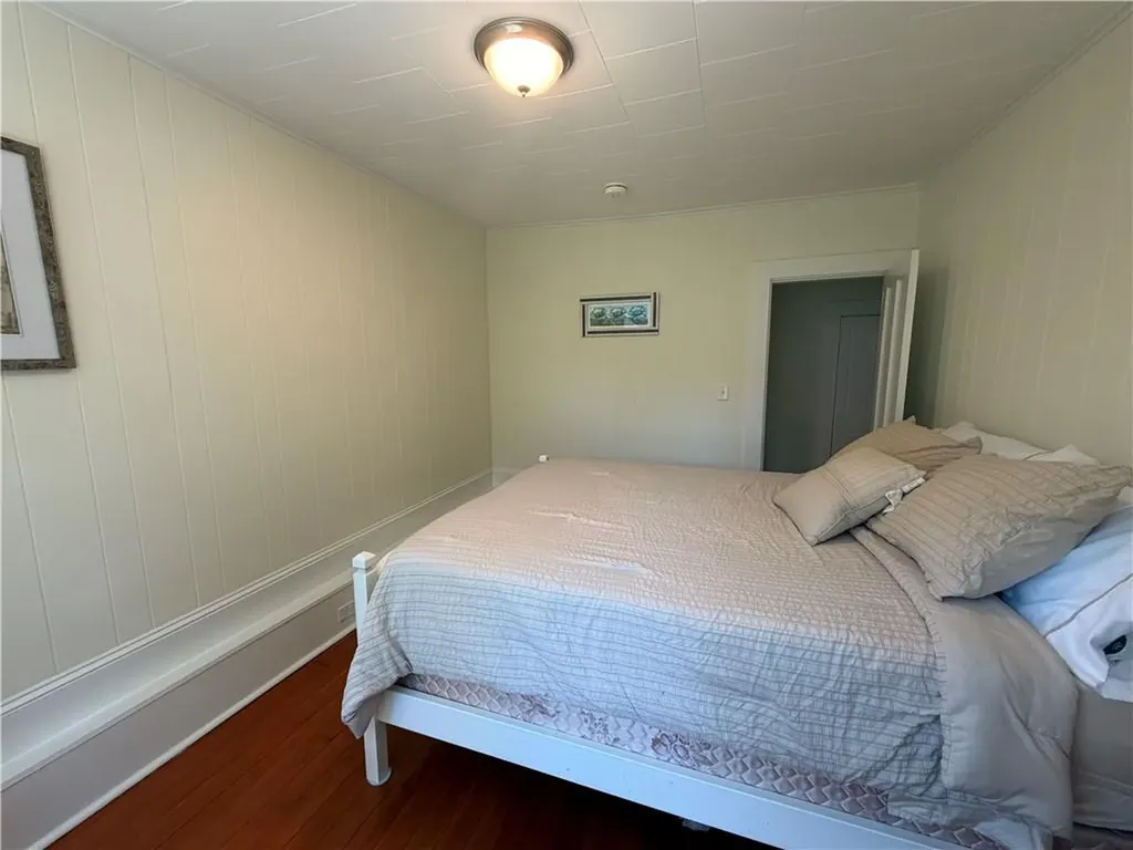 44 Everett Street Newport RI 02840