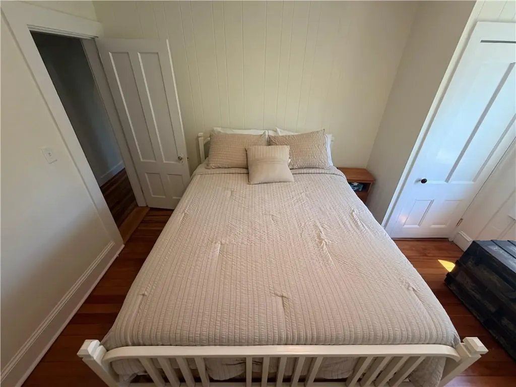44 Everett Street Newport RI 02840