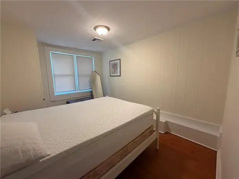 44 Everett Street Newport RI 02840