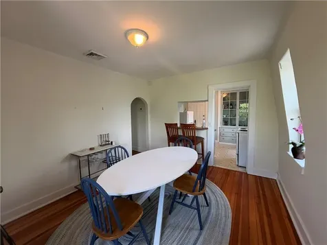44 Everett Street Newport RI 02840