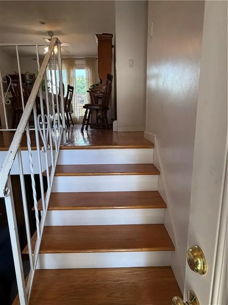 6 Balsam Court Johnston RI 02919