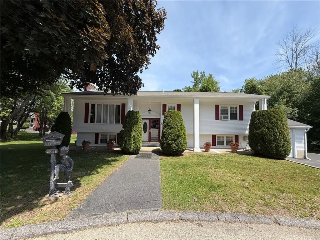 6 Balsam Court Johnston RI 02919