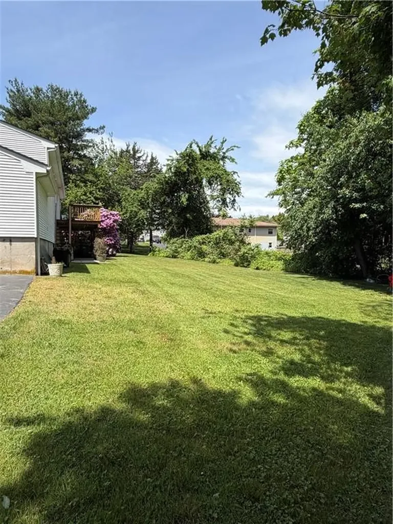 6 Balsam Court Johnston RI 02919