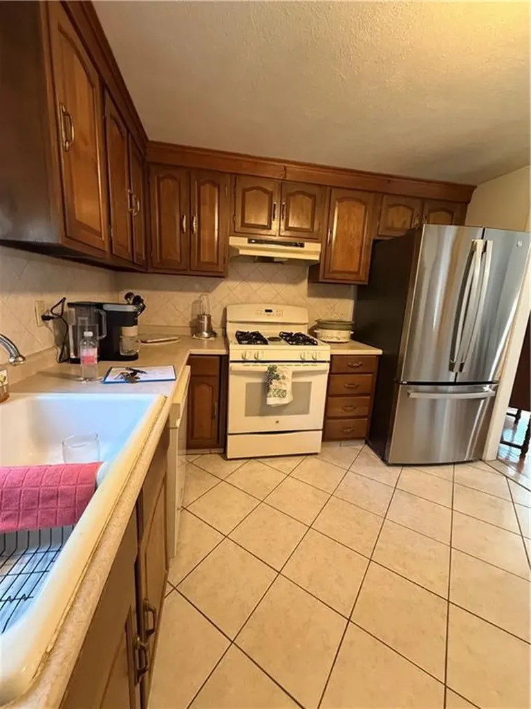 6 Balsam Court Johnston RI 02919