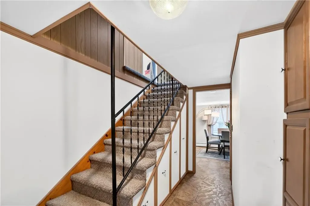 47 Revere Avenue West Warwick RI 02893