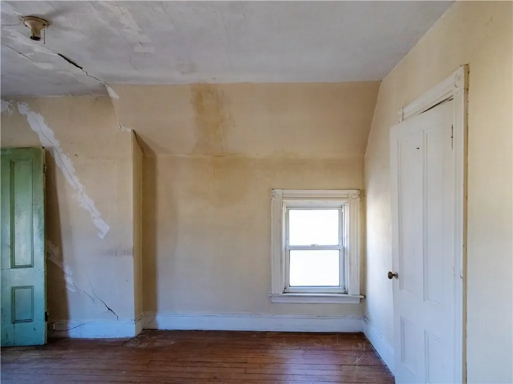 52 Glenham Street Providence RI 02907
