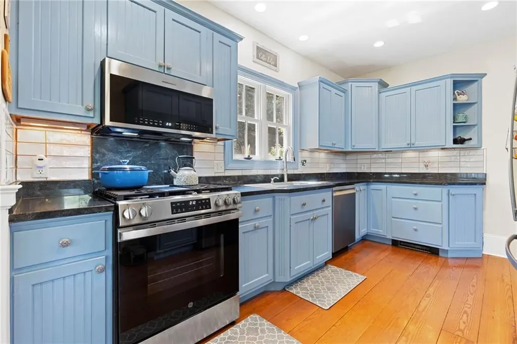 422 North Road Scituate RI 02831