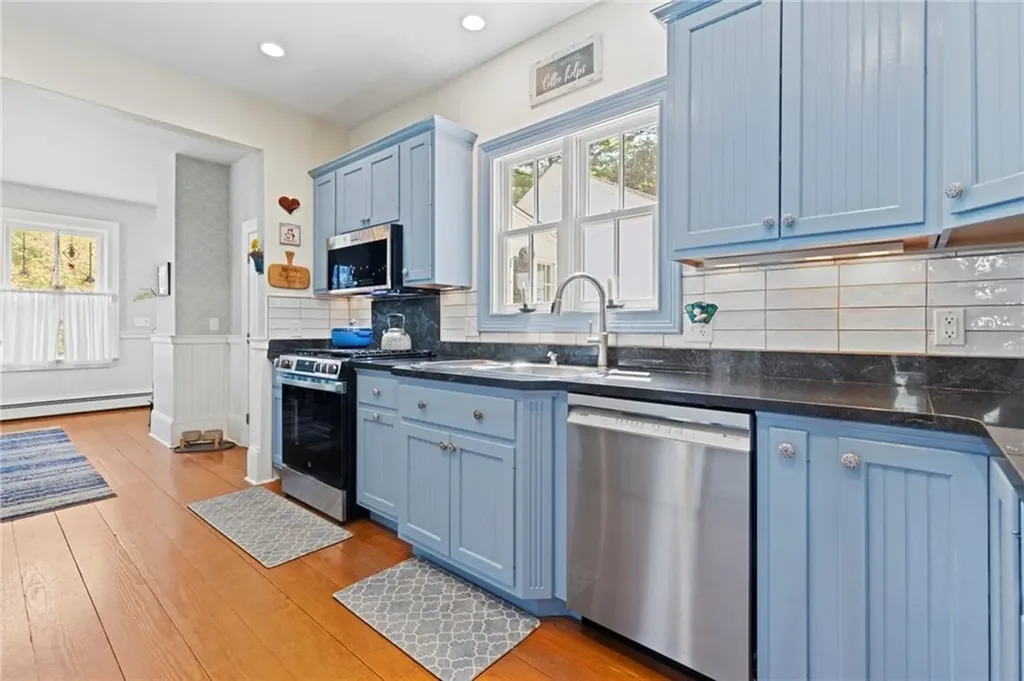 422 North Road Scituate RI 02831