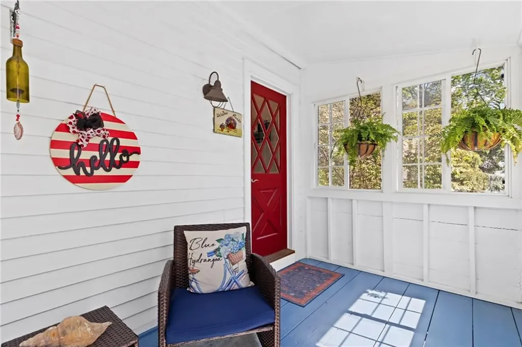 422 North Road Scituate RI 02831