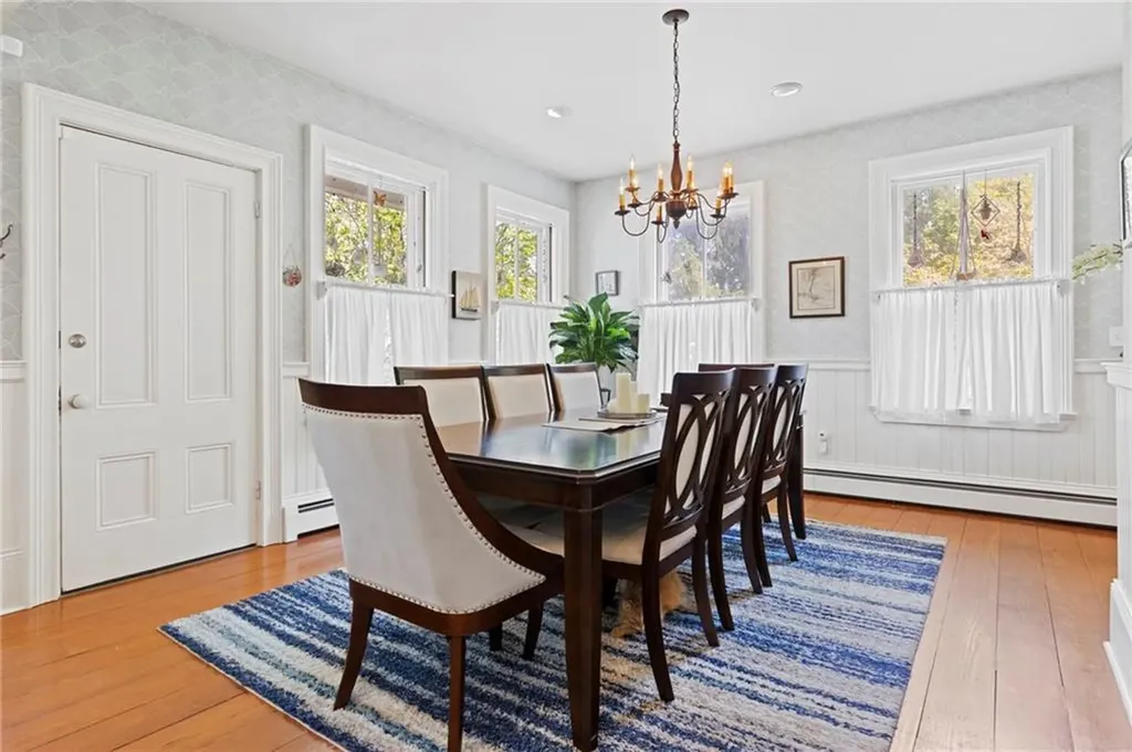 422 North Road Scituate RI 02831