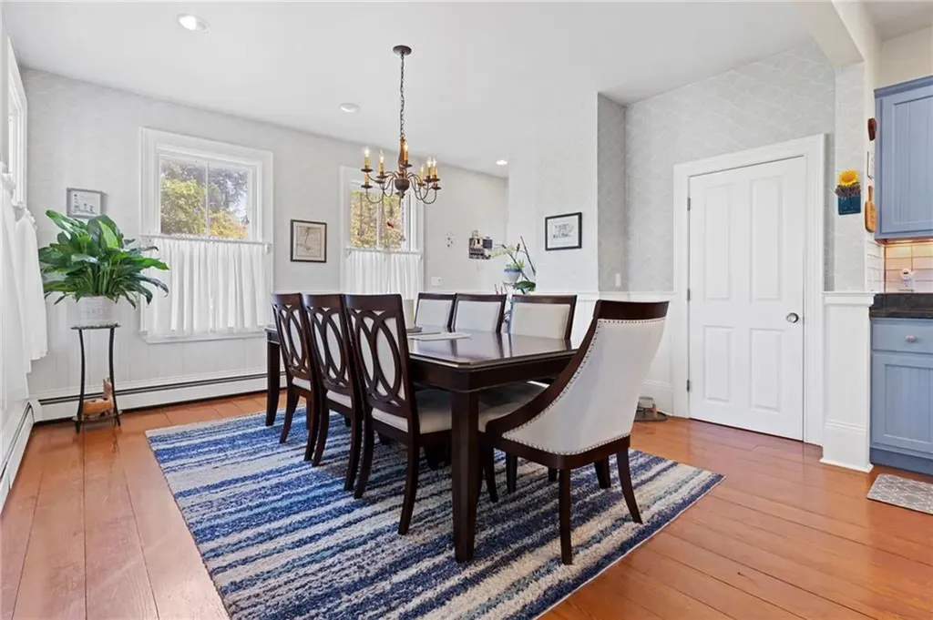 422 North Road Scituate RI 02831