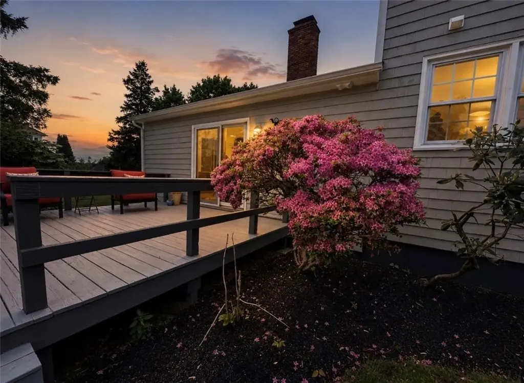3 Pinetop Road Barrington RI 02806