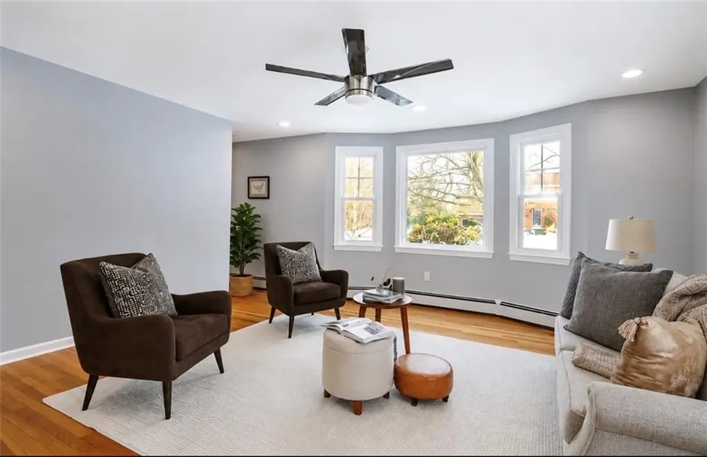 3 Pinetop Road Barrington RI 02806