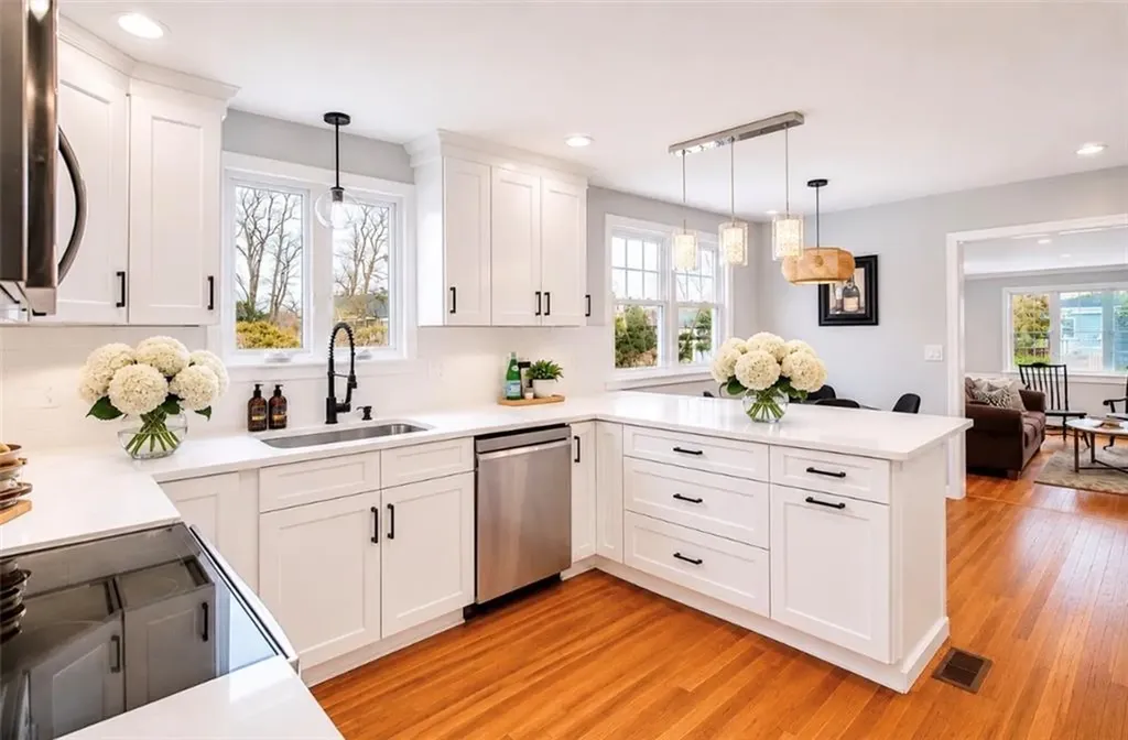 3 Pinetop Road Barrington RI 02806