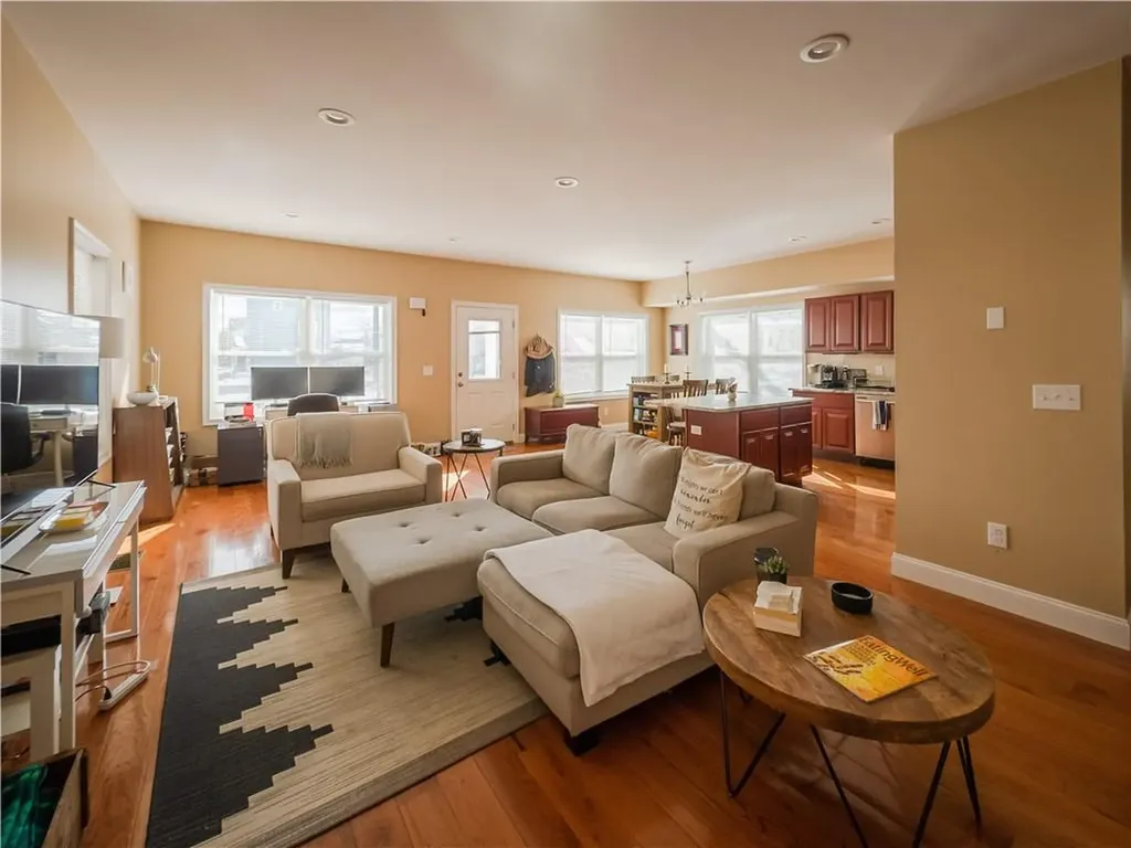 70 Pitman Street Providence RI 02906