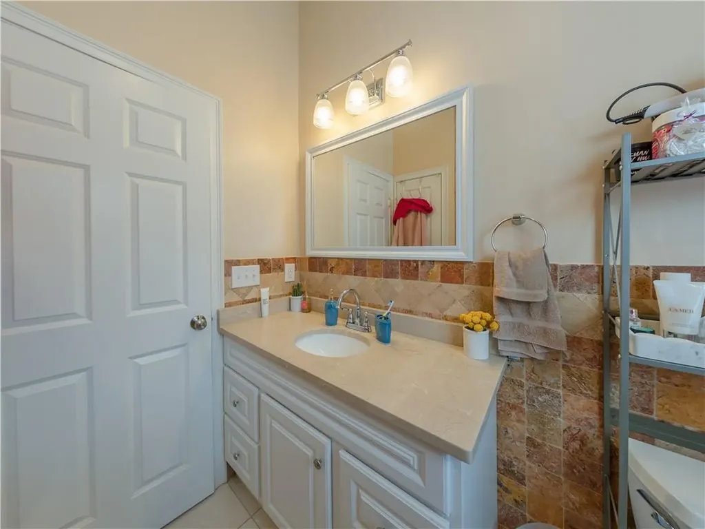 70 Pitman Street Providence RI 02906