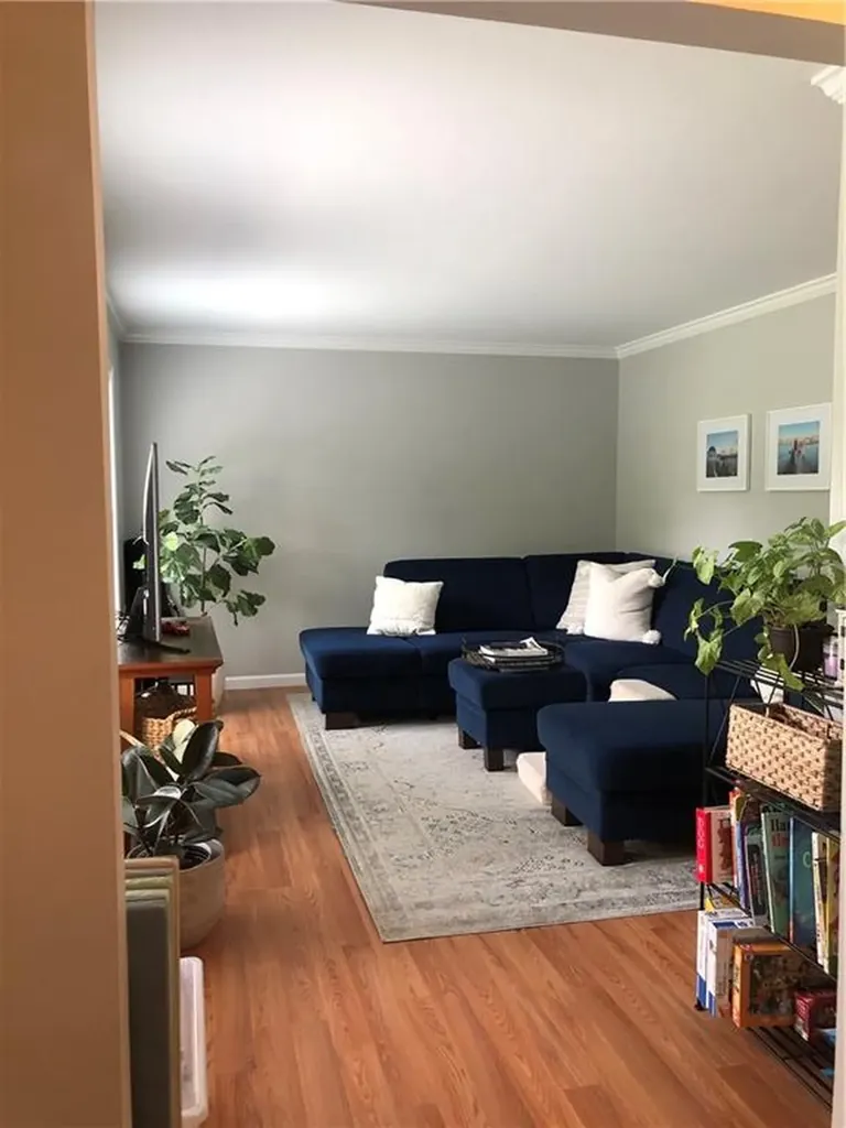 135 Spring Hill Road Portsmouth RI 02871