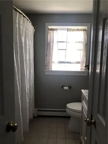 135 Spring Hill Road Portsmouth RI 02871