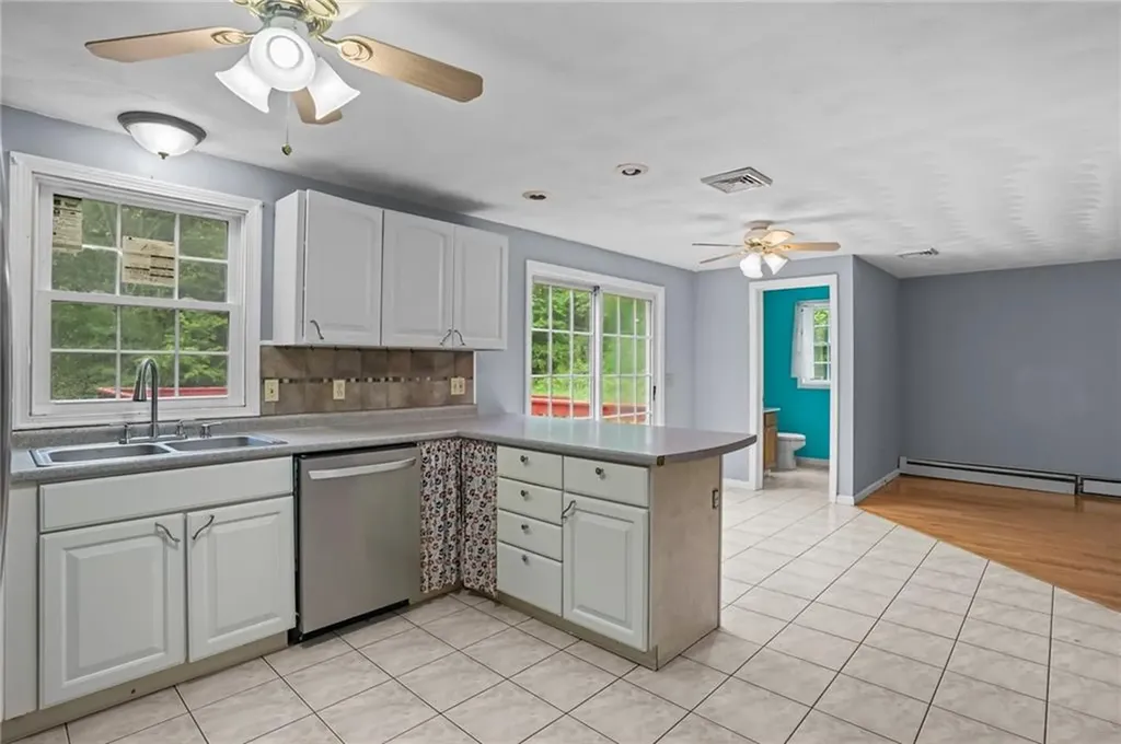 59 Arcadia Road Exeter RI 02822