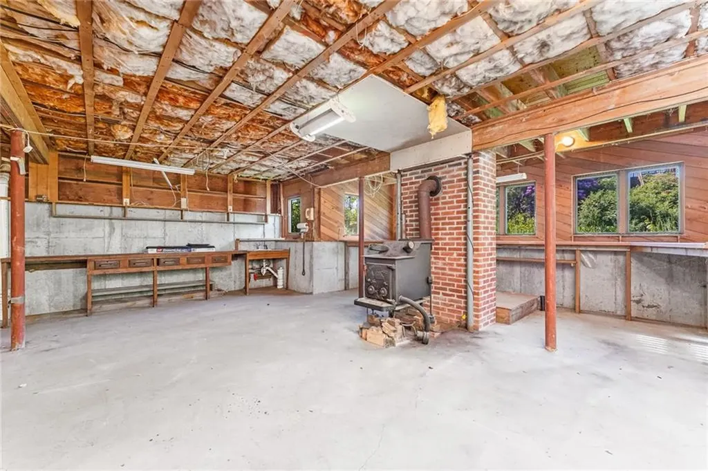 39 White Swan Drive Narragansett RI 02882