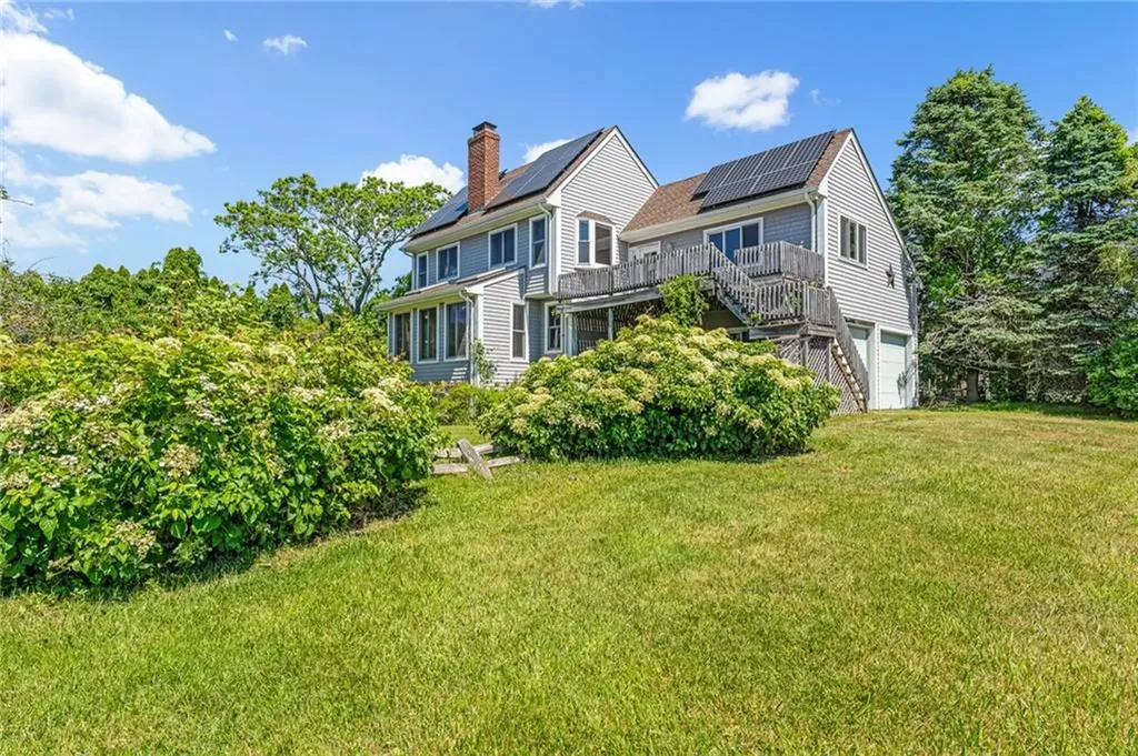 39 White Swan Drive Narragansett RI 02882