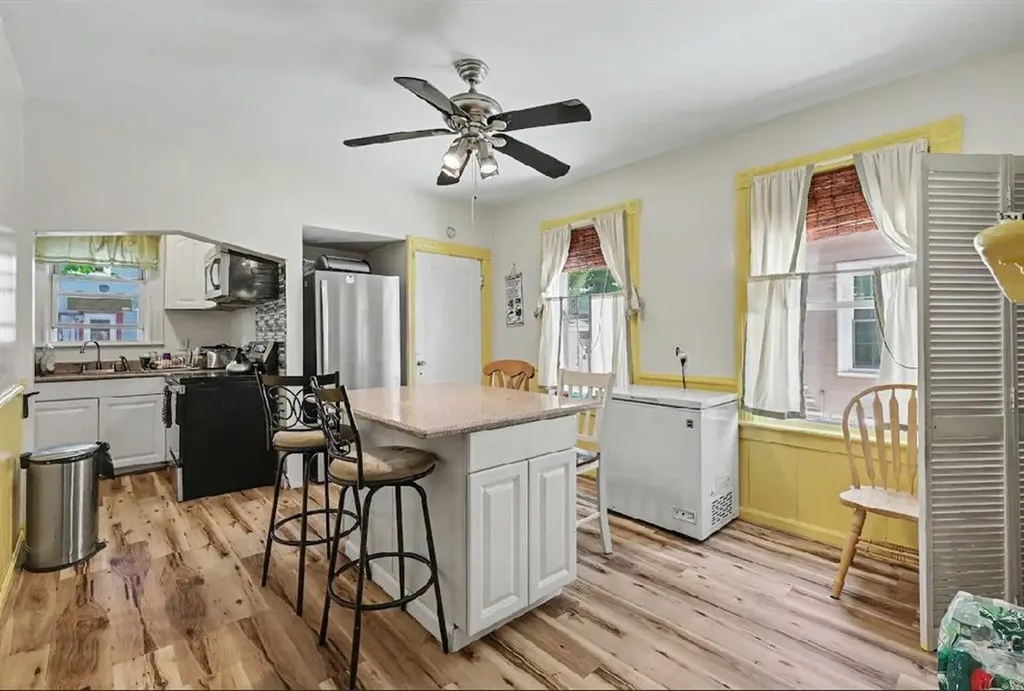 172 Massachusetts Avenue Providence RI 02905