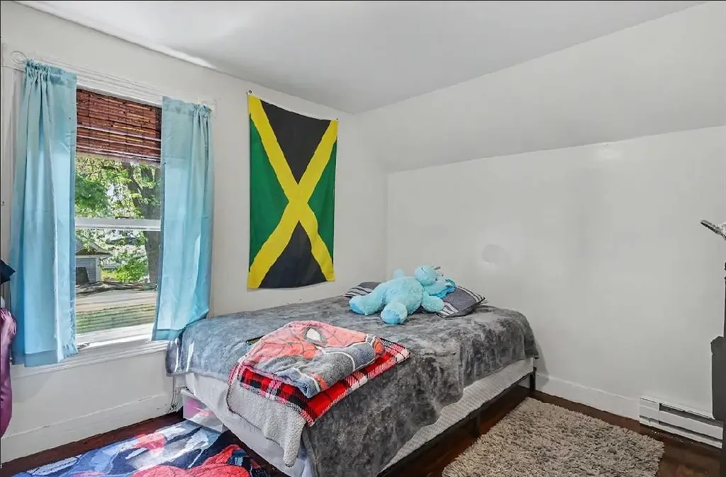172 Massachusetts Avenue Providence RI 02905