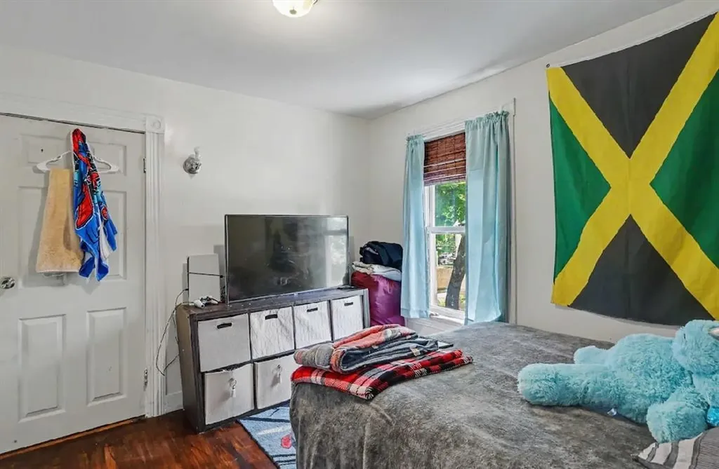 172 Massachusetts Avenue Providence RI 02905